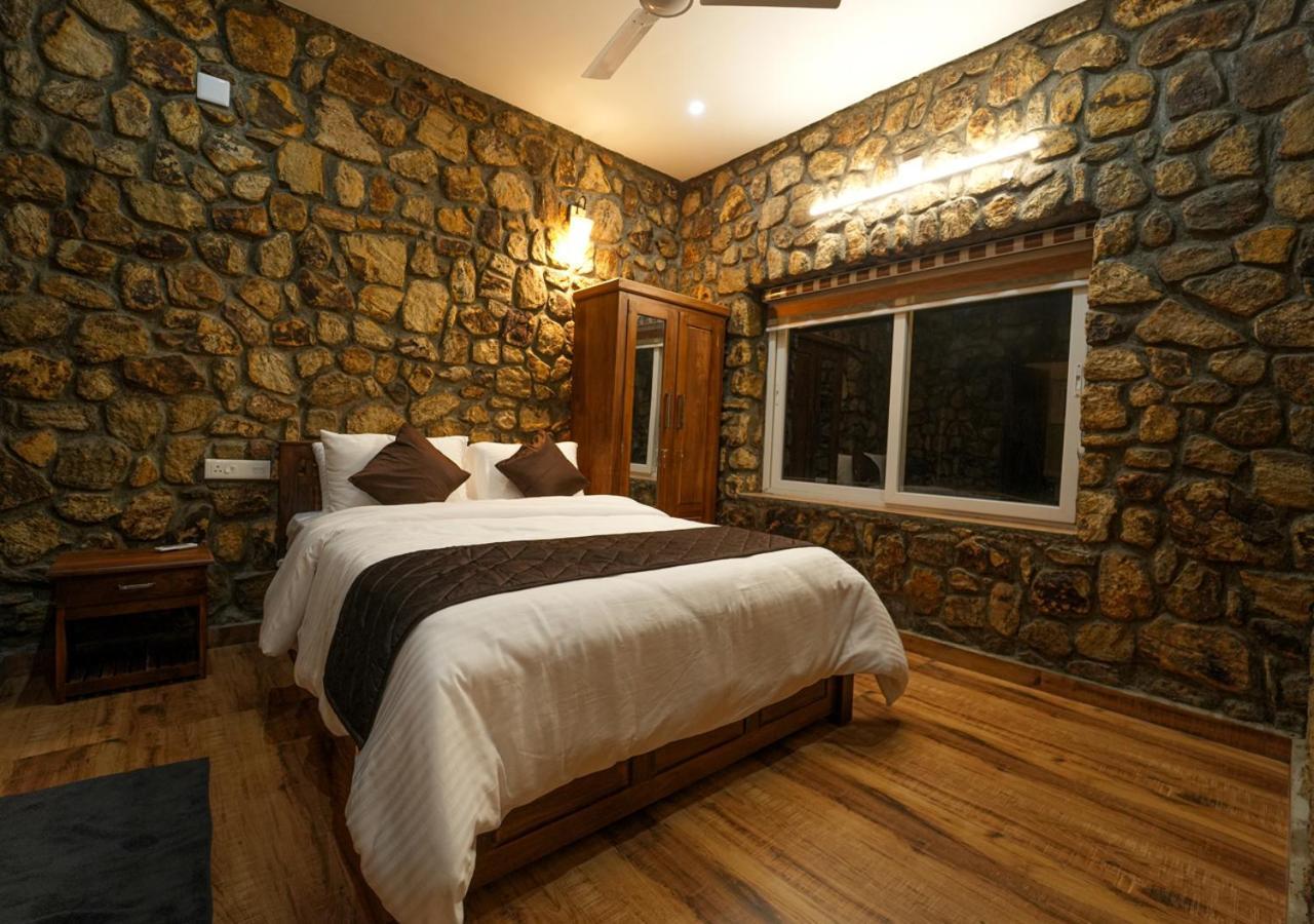 Tiyans Stone Castle Private Tea Villa Vagamon By Voye Homes Zewnętrze zdjęcie