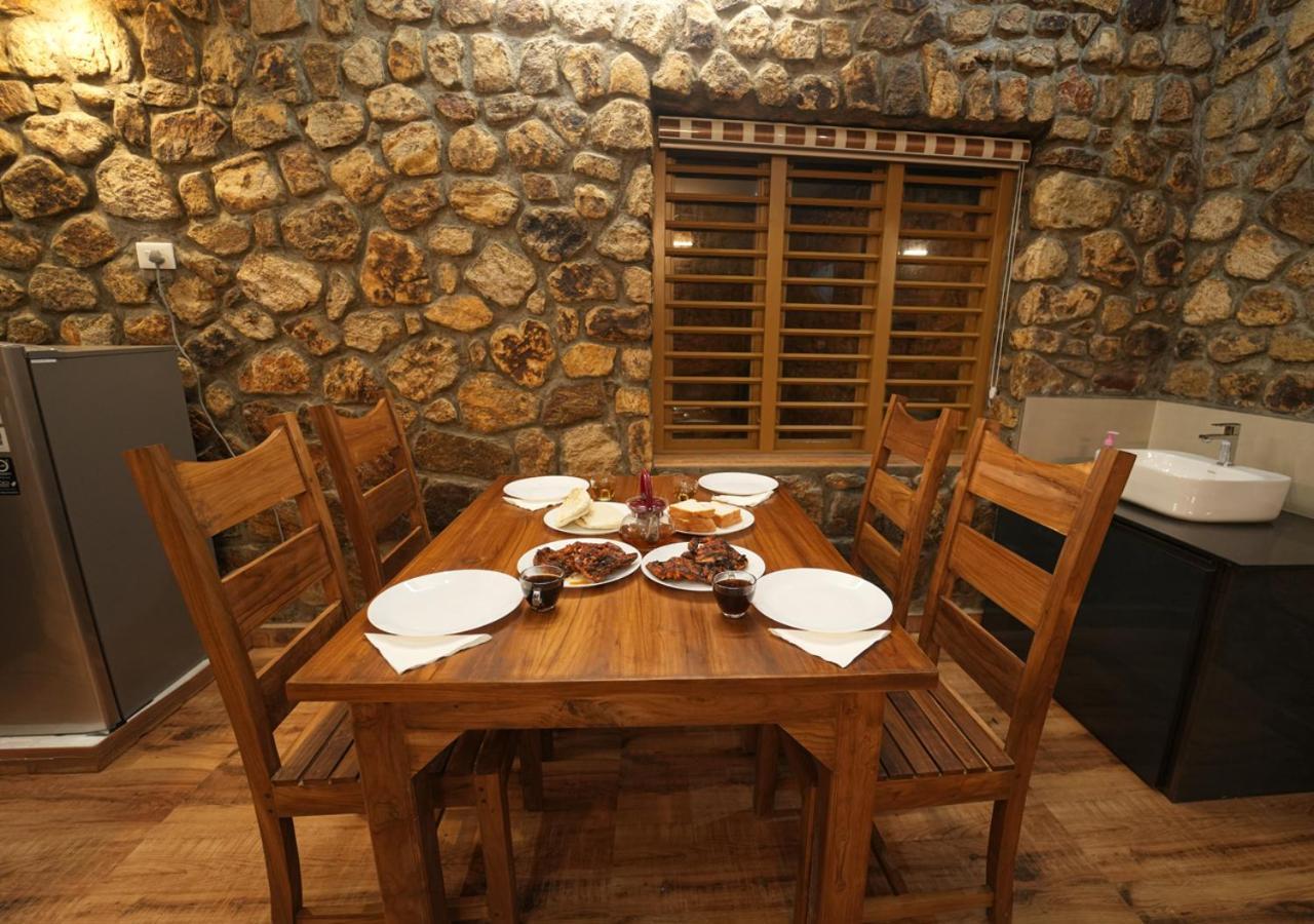 Tiyans Stone Castle Private Tea Villa Vagamon By Voye Homes Zewnętrze zdjęcie