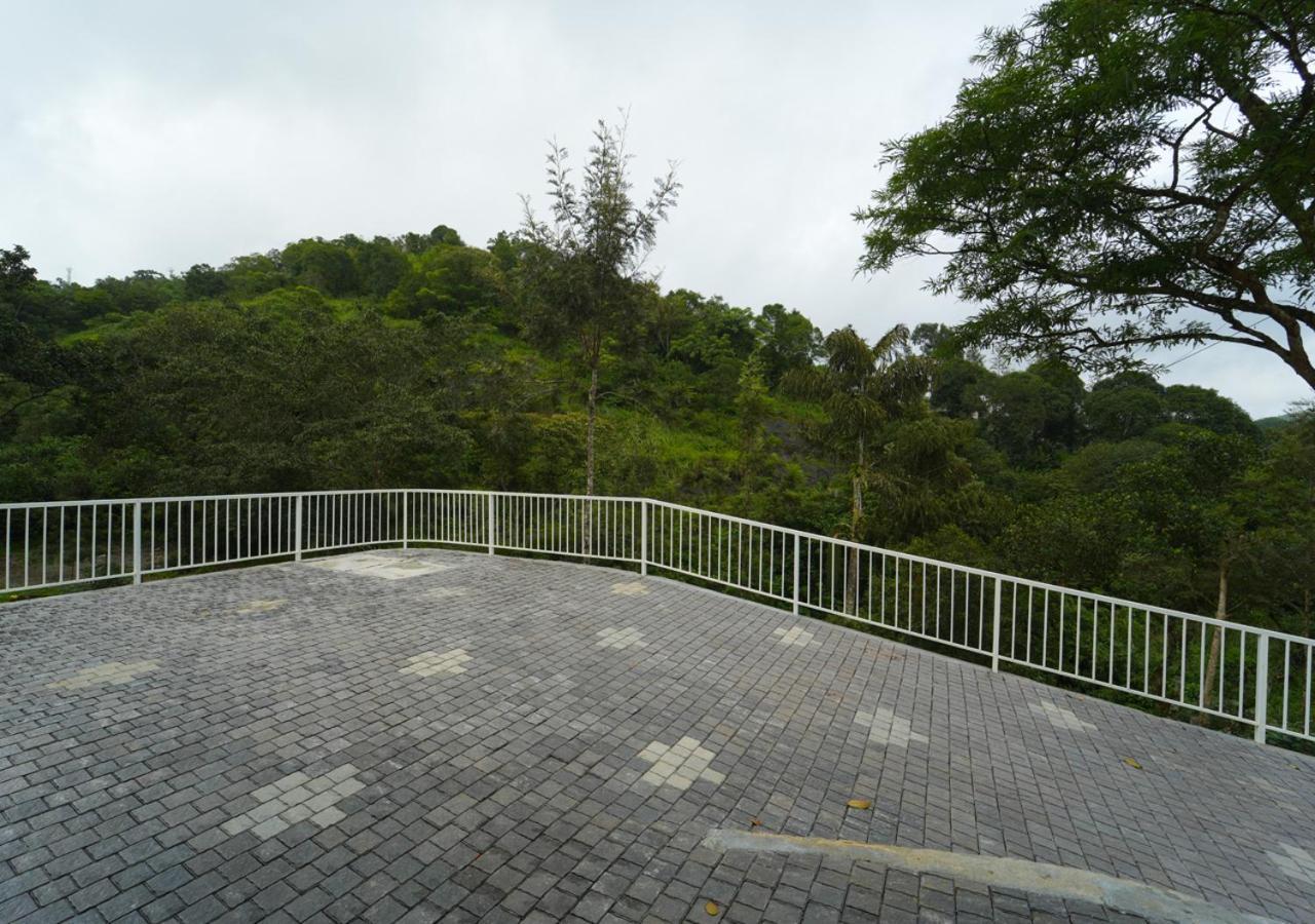 Tiyans Stone Castle Private Tea Villa Vagamon By Voye Homes Zewnętrze zdjęcie